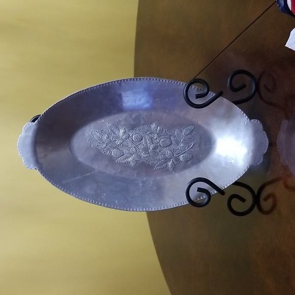 EVERLAST FORGED ALUMINUM DISH W HANDLES BLACKBERRY MOTIF 560 - Picture 3 of 5